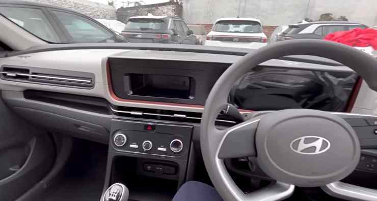 2024 Hyundai Creta Base E Variant With Diesel Engine: Closer Look On Video