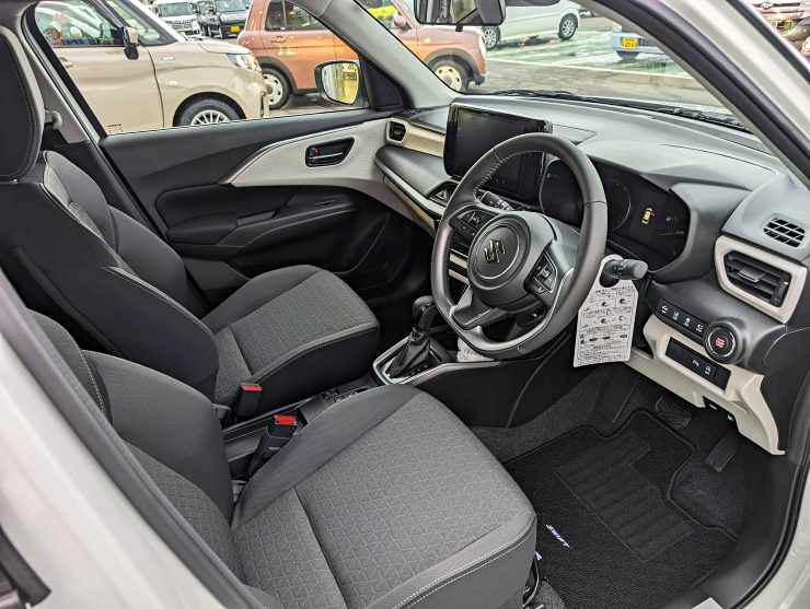 2024 Maruti Suzuki Swift complete interior