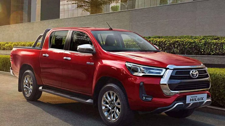 Toyota halts deliveries of Innova Crysta, Fortuner and Hilux due to diesel engine testing problems