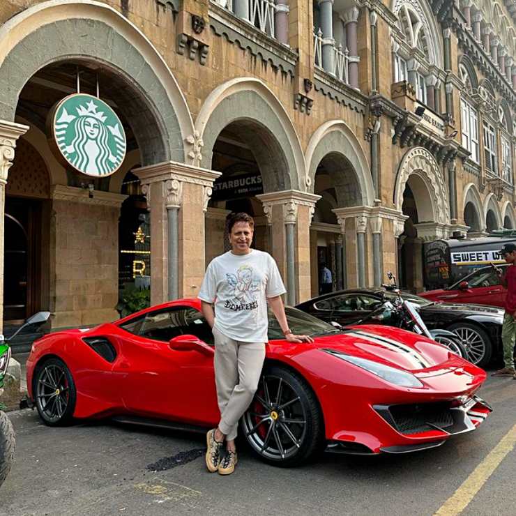 Angel Broking Dinesh Thakkar Ferrari 488 Pista