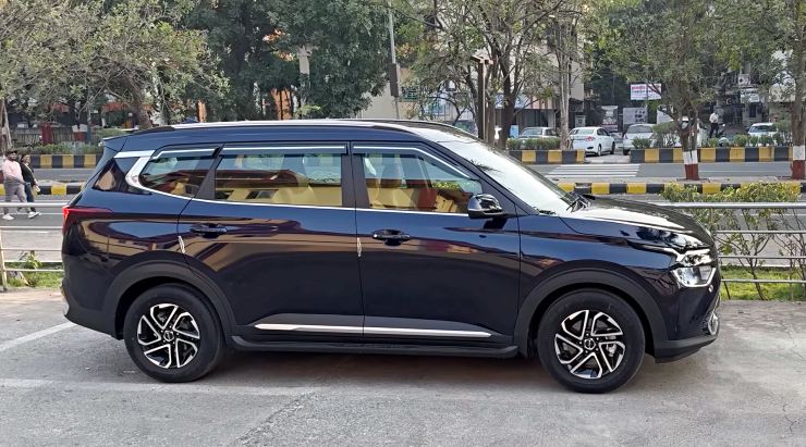 Kia Carens mid-spec variant converted into luxury line [Video]