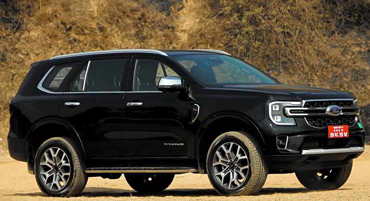 2024 Ford Endeavour side