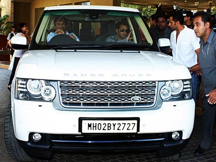 Salman Khan Range Rover old