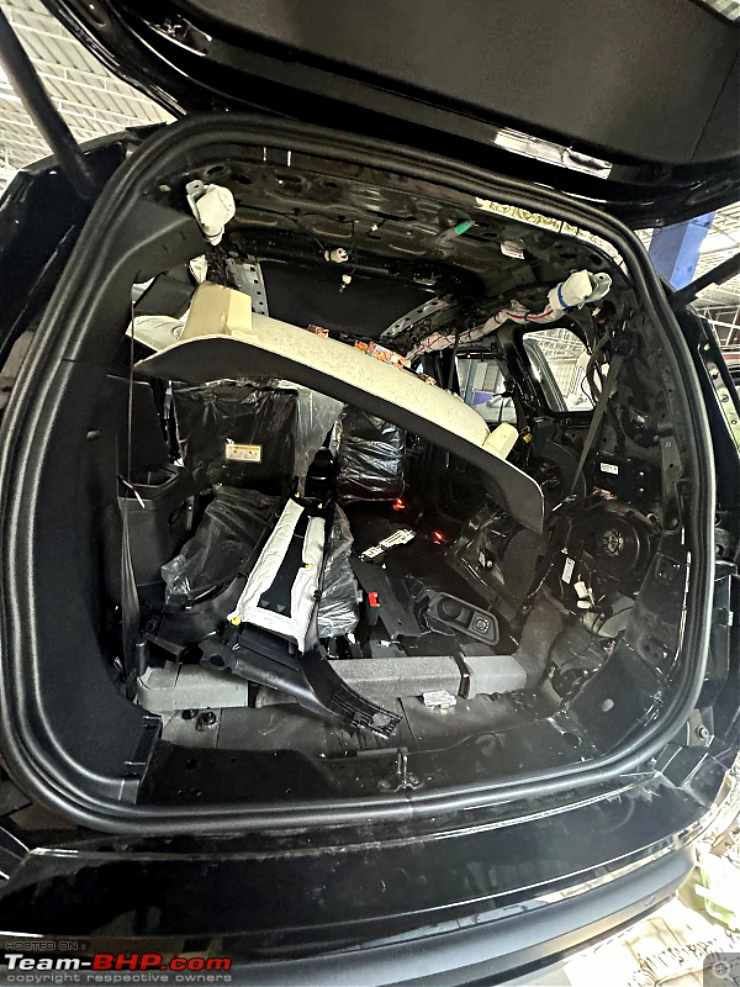 Tata Safari interior dismantled rear