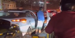 Lucknow Man Urinates Inside Hyundai i20's Door Amid Heavy Traffic [Video]