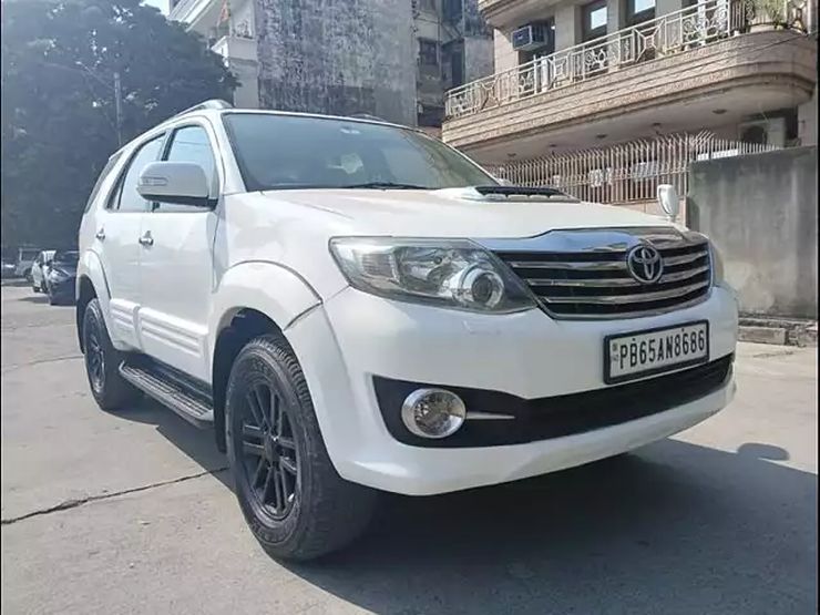Cheap Delhi Fortuners You Can Buy And Take To Other States