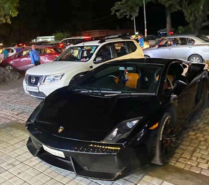 John Abraham Lamborghini Gallardo front left