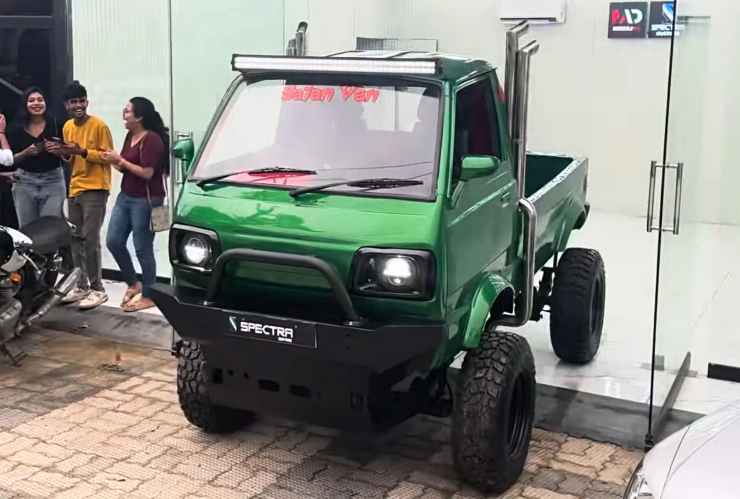 Craziest Maruti Omni ‘LIFTED’ pickup truck you’ll ever see [Video]