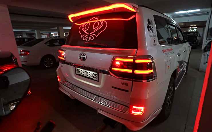 Sidhu Moosewala LC200 rear