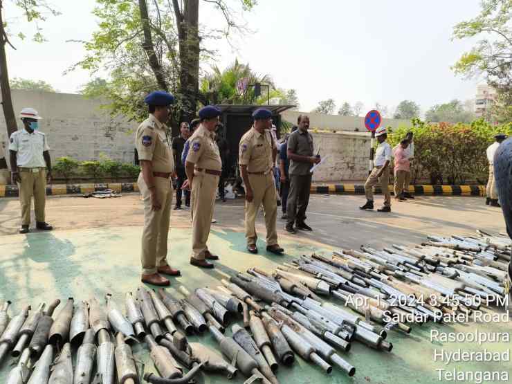 Hyderabad police 1000 illegal silencers