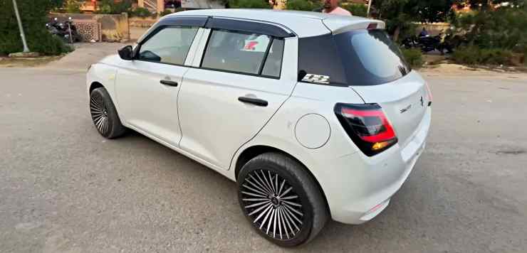 2024 Swift rear left