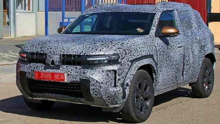 Renault Duster three row