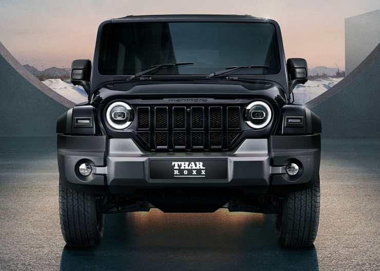 2024 Mahindra Thar Roxx front