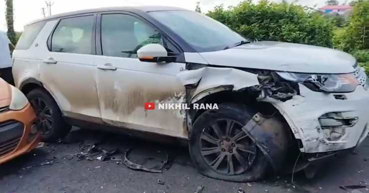 Land-Rover-Discovery-Sport-after-crash