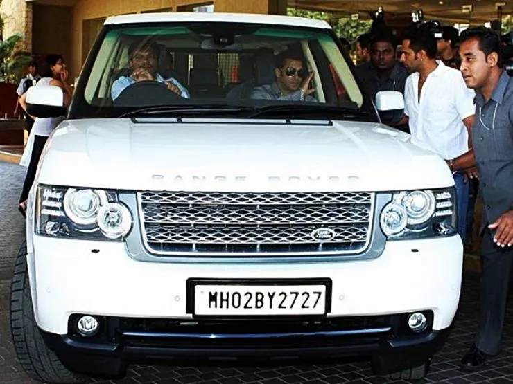 Salman Khan Range Rover older model