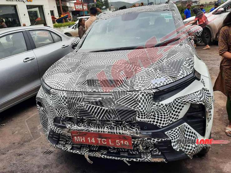 2024 Tata Nexon iCNG front