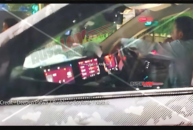 mahindra xuv.e8 triple screen