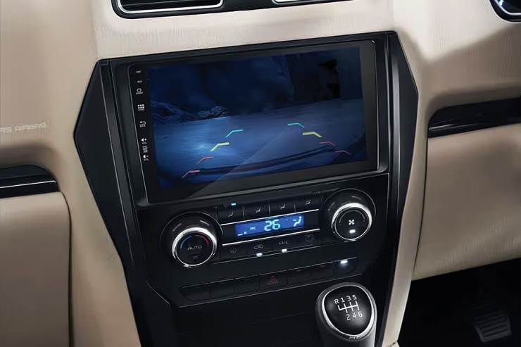 2024 Mahindra Scorpio Classic Boss Edition reverse camera