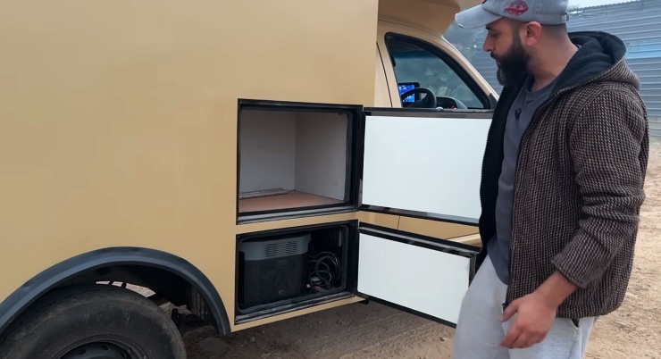 Tata-Yodha-Camper-storage