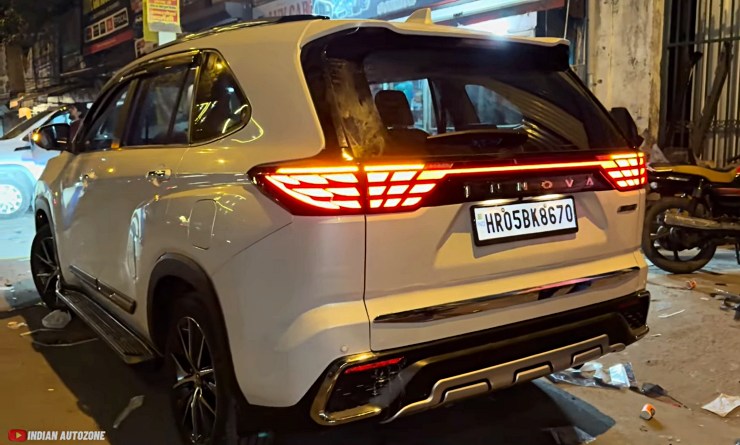 Maruti-Invicto-to-Hycross-conversion-rear